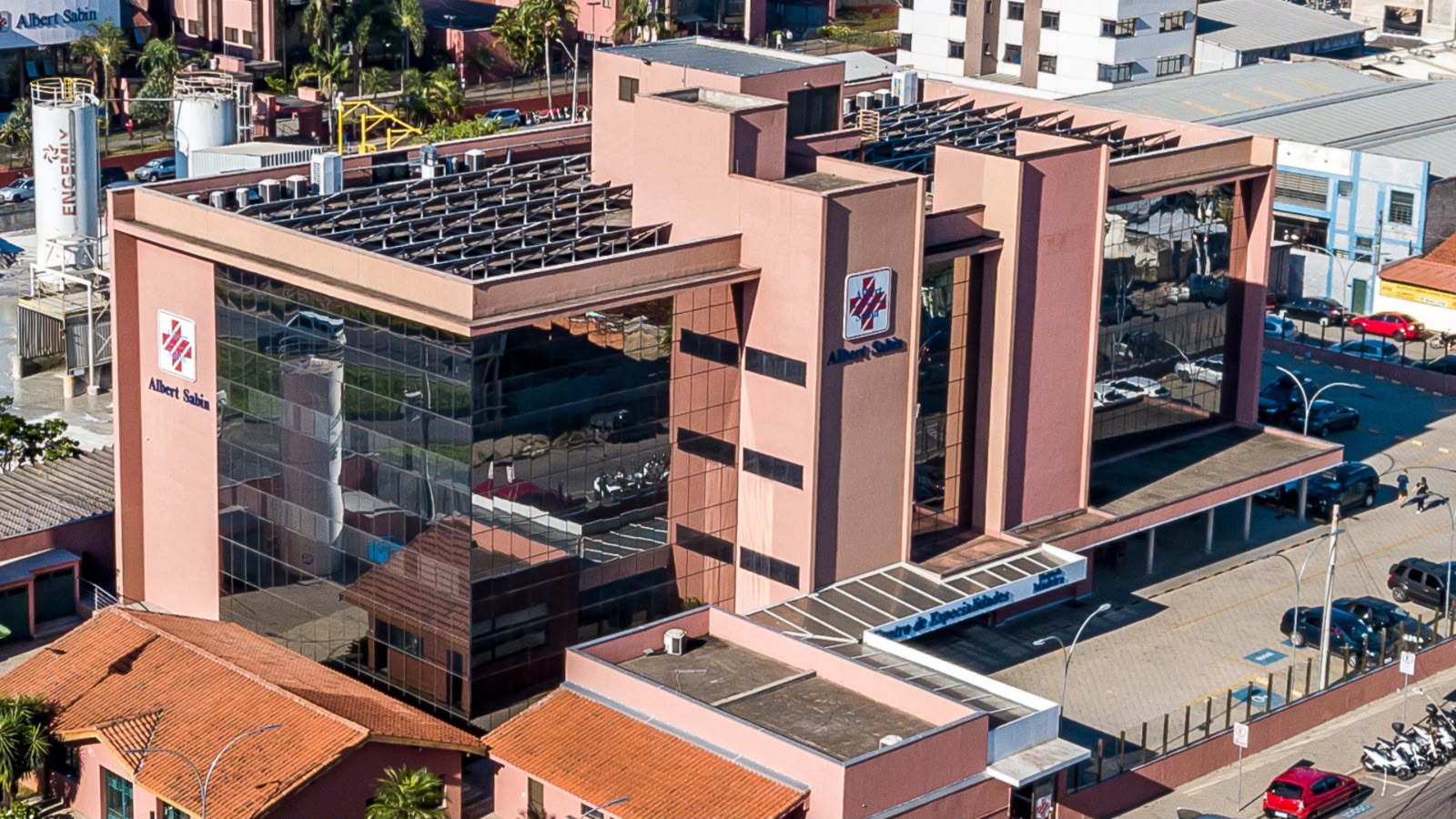 Hospital Albert Sabin e Maternidade em Atibaia